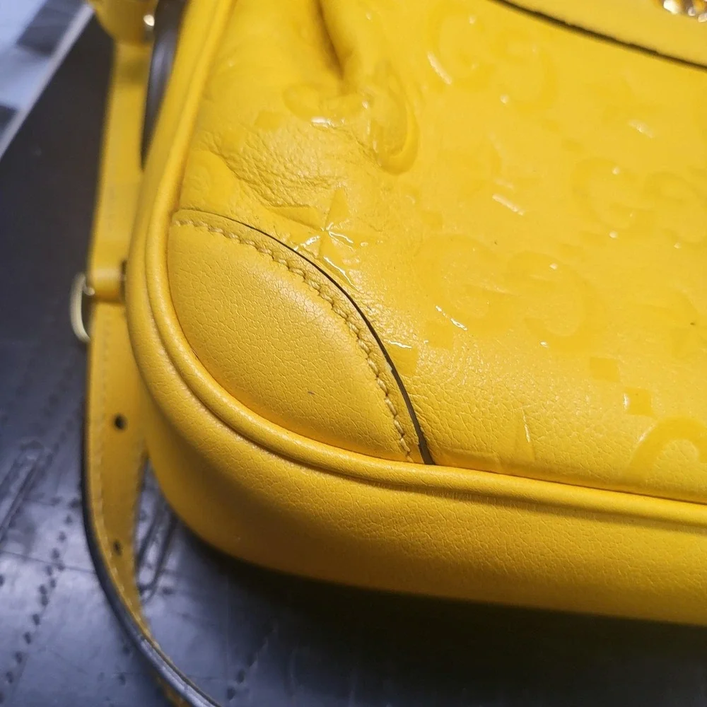 Gucci Womens Interlocking GG Star Crossbody Bag Yellow Size 9"x7"x2"‎ - Picture 4 of 8